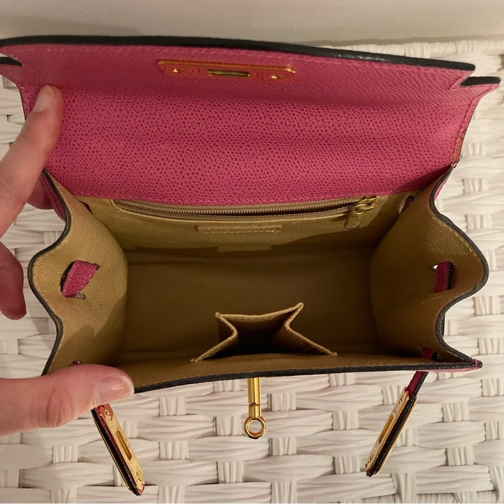 Pink Structured Top-Handle Women's Bag with Gold Hardware